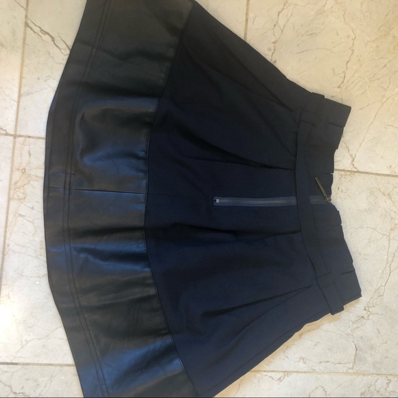 Skirt LOT of 2, Very J, BCBG, Navy, Red, Szs S & 0 - Picture 10 of 16